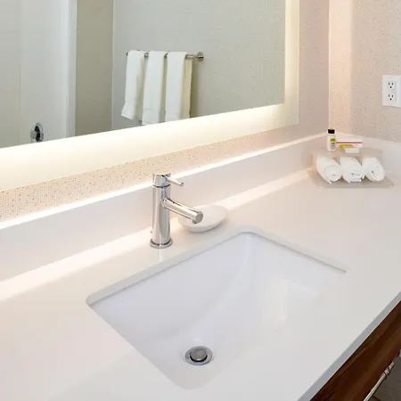 Holiday Inn Express Lodi By Ihg Exterior photo