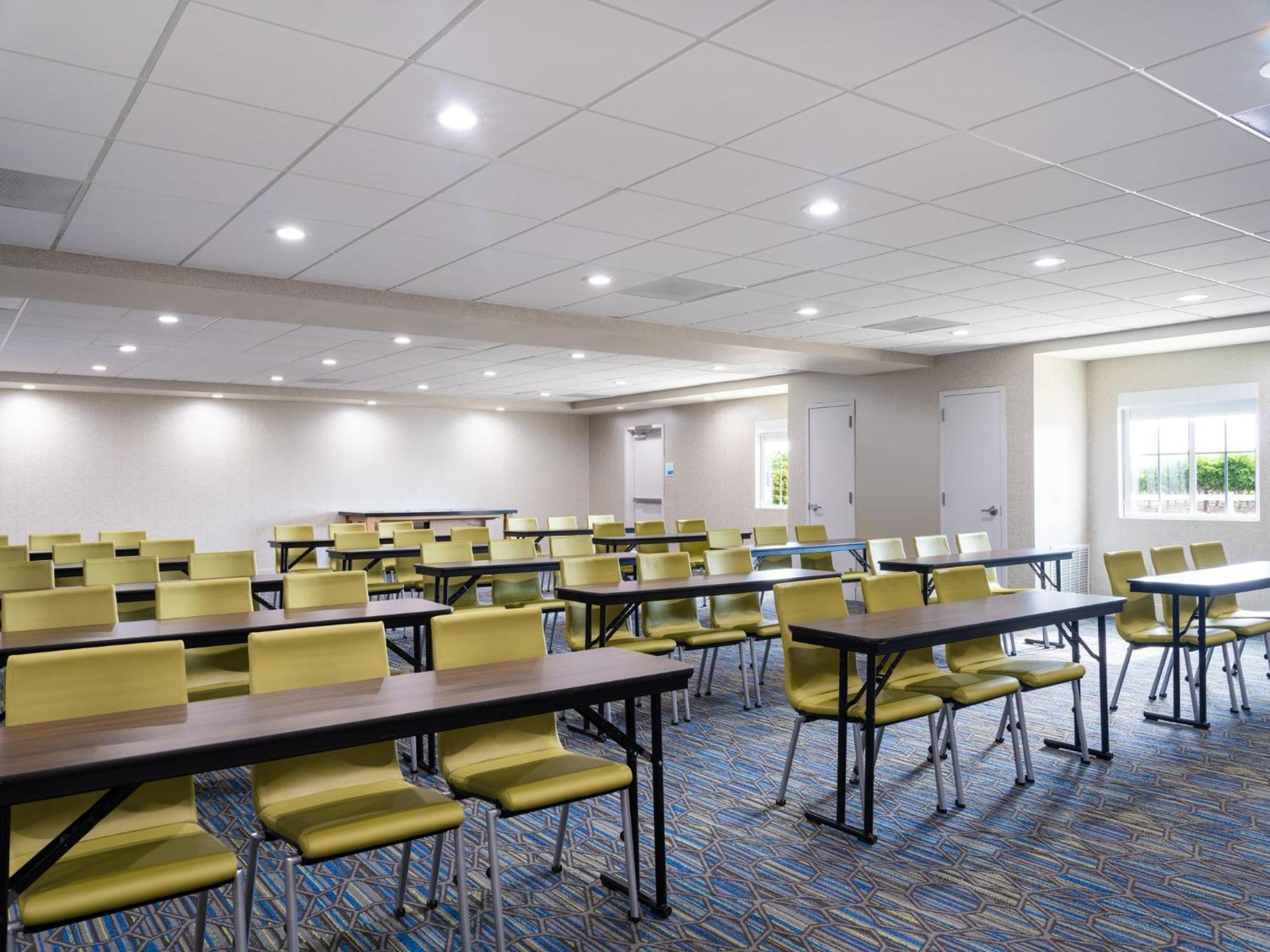 Express By Ihg 3* Lodi