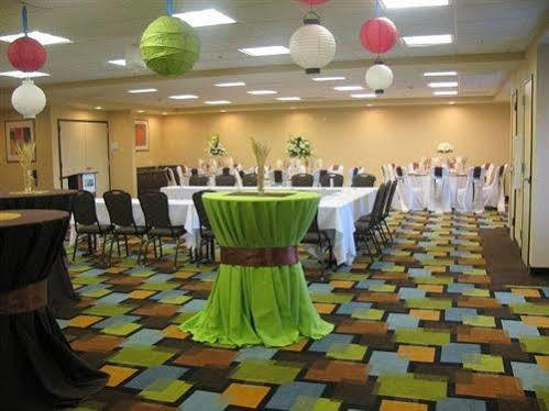 Express By Ihg 3* Lodi